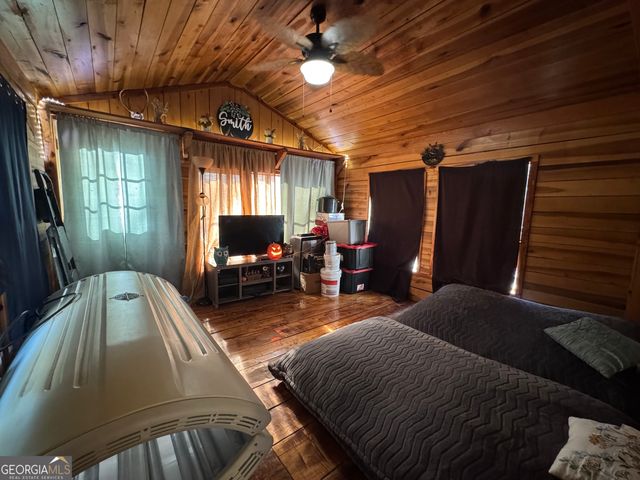 100 Lakeview Drive, Colbert, GA 30628