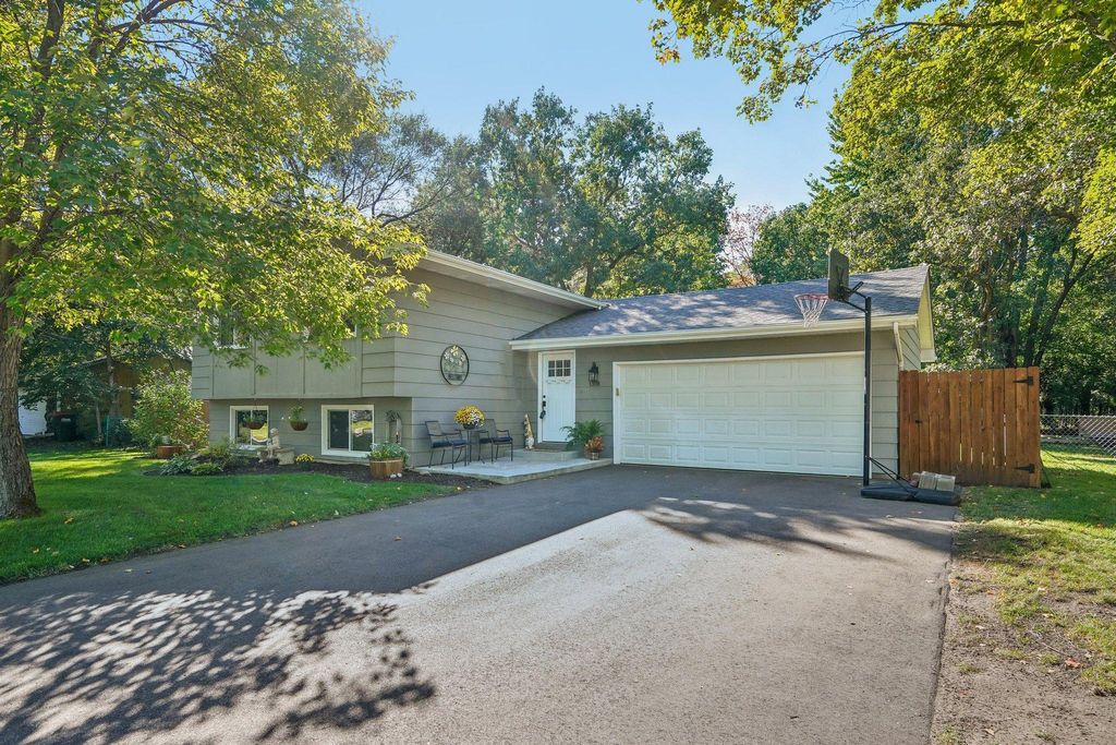 13118 Jackson Street NE, Blaine, MN 55434 — photo 2