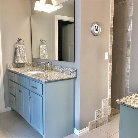 3317 Lakeshire Ridge Way, Edmond, OK 73034