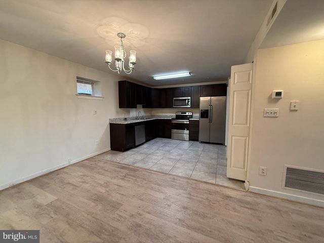 6201 HIGHLAND CT, Wilmington, DE 19802