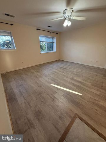 6201 HIGHLAND CT, Wilmington, DE 19802