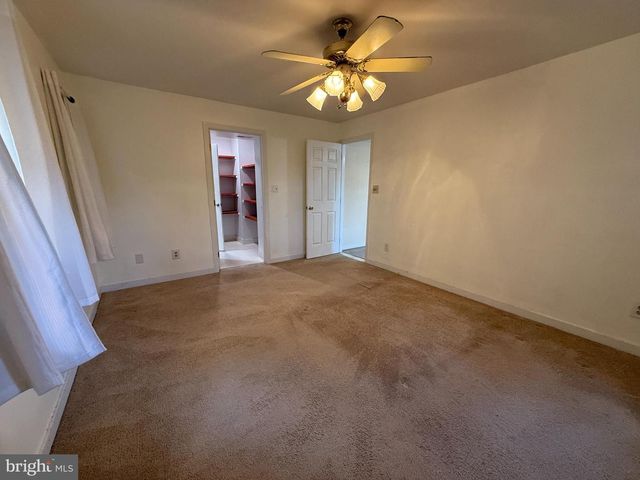 6201 HIGHLAND CT, Wilmington, DE 19802