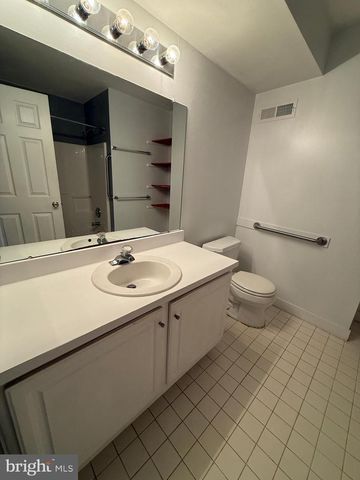 6201 HIGHLAND CT, Wilmington, DE 19802