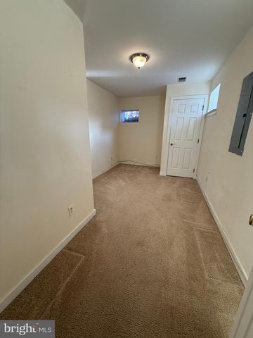 6201 HIGHLAND CT, Wilmington, DE 19802