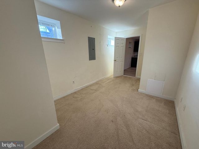 6201 HIGHLAND CT, Wilmington, DE 19802