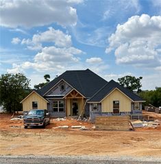 1097 Gonzollas Road, Springtown, TX 76082