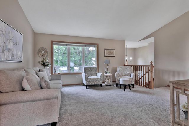 3730 Tower Pond Drive, Anoka, MN 55303