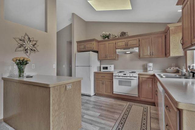 3730 Tower Pond Drive, Anoka, MN 55303