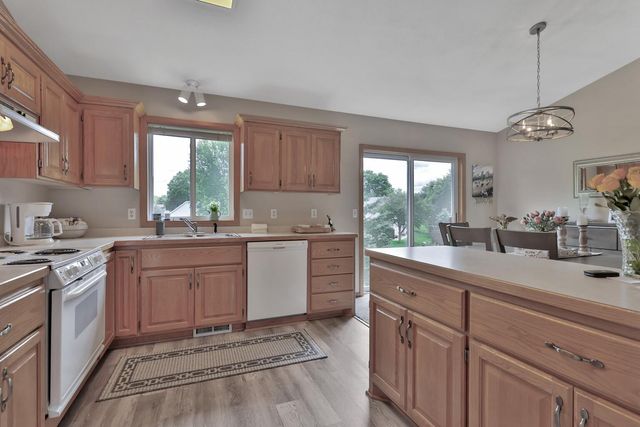 3730 Tower Pond Drive, Anoka, MN 55303
