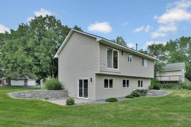 3730 Tower Pond Drive, Anoka, MN 55303
