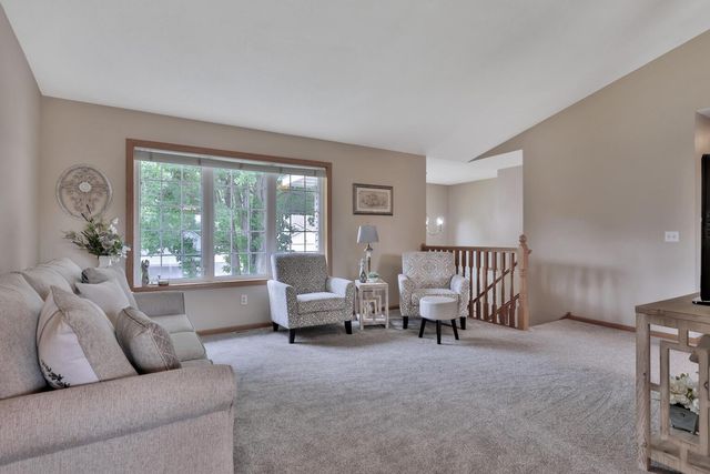 3730 Tower Pond Drive, Anoka, MN 55303