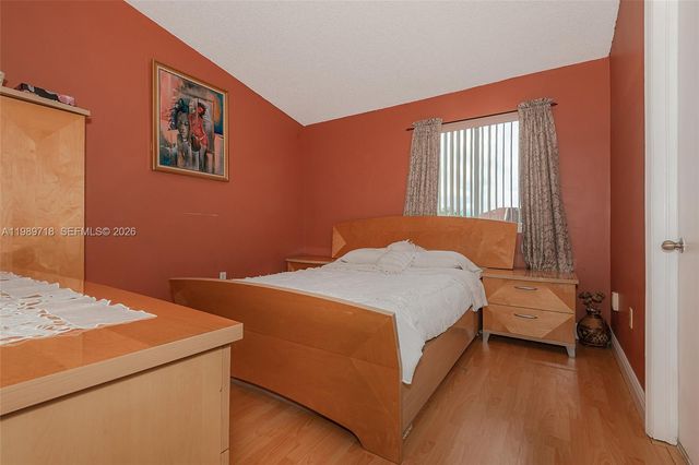 17757 SW 141st Ct, Miami, FL 33177