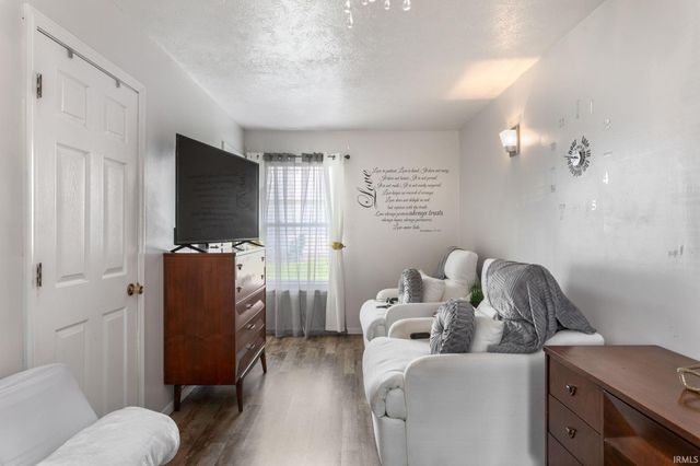 2513 Bergan Street, South Bend, IN 46628