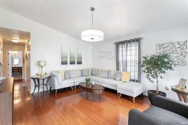 2513 Bergan Street, South Bend, IN 46628