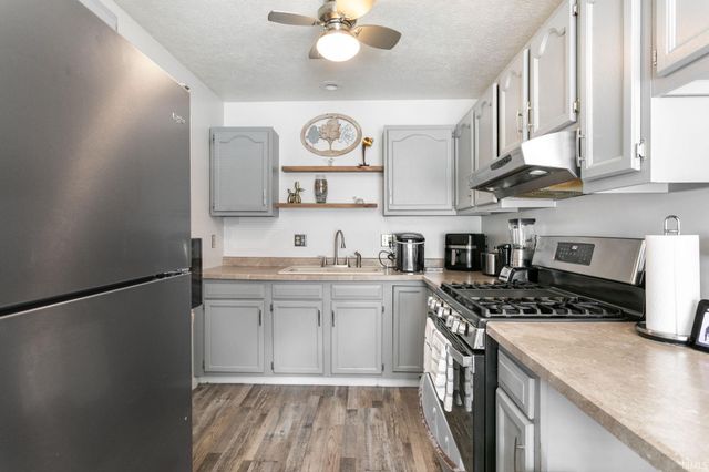 2513 Bergan Street, South Bend, IN 46628