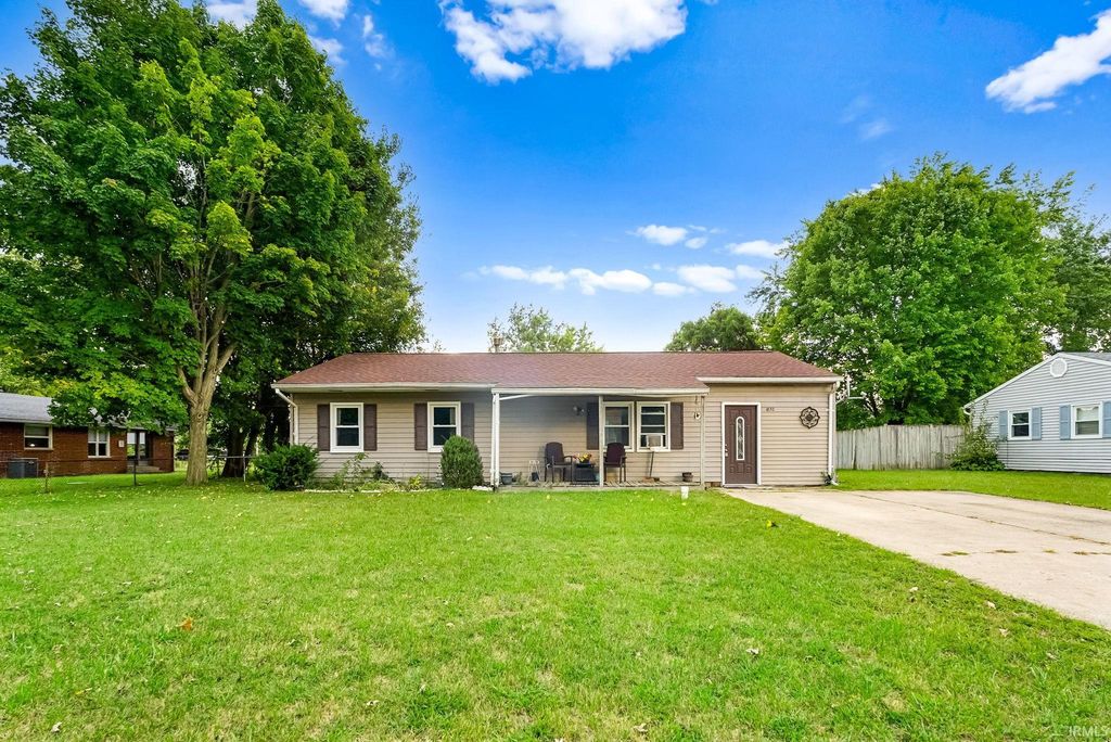 1832 Nye Street, Warsaw, IN 46580