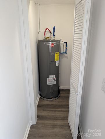 1334 Mecklenburg Highway, Mooresville, NC 28115