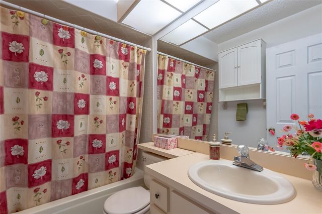 38334 COTTONWOOD PLACE, Zephyrhills, FL 33542