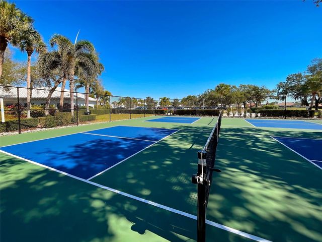 1429 TURNBERRY DRIVE, Venice, FL 34292