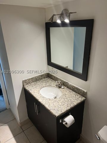 486 NW 165th St Rd B-603, Miami, FL 33169