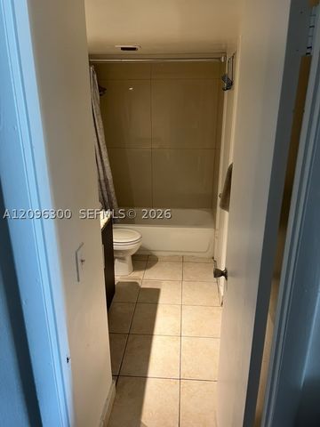 486 NW 165th St Rd B-603, Miami, FL 33169