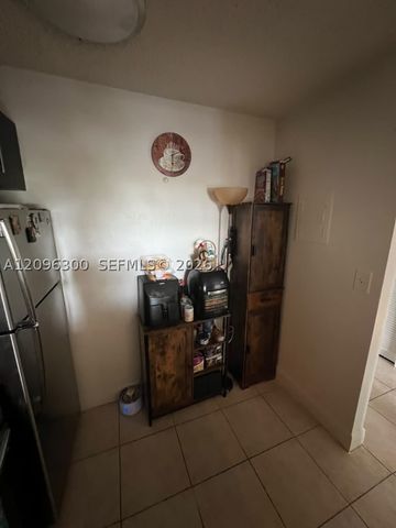 486 NW 165th St Rd B-603, Miami, FL 33169