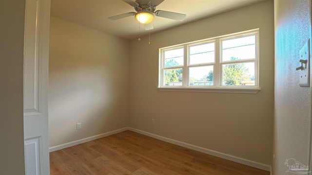 213 Emerald Ave, Pensacola, FL 32505