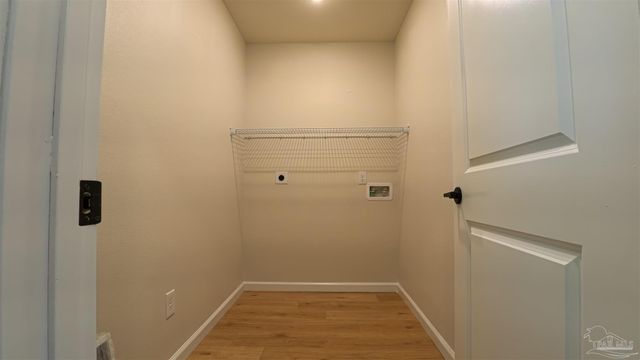 213 Emerald Ave, Pensacola, FL 32505