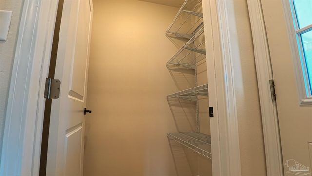 213 Emerald Ave, Pensacola, FL 32505