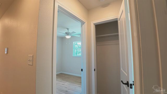 213 Emerald Ave, Pensacola, FL 32505