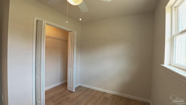 213 Emerald Ave, Pensacola, FL 32505