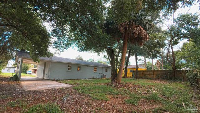 213 Emerald Ave, Pensacola, FL 32505