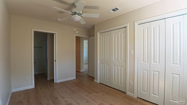 213 Emerald Ave, Pensacola, FL 32505