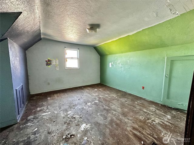 162 N Jeffries, Aberdeen, WA 98520