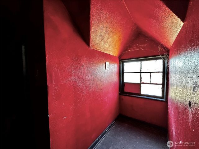 162 N Jeffries, Aberdeen, WA 98520