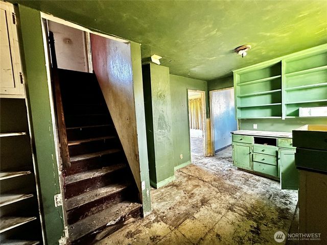 162 N Jeffries, Aberdeen, WA 98520