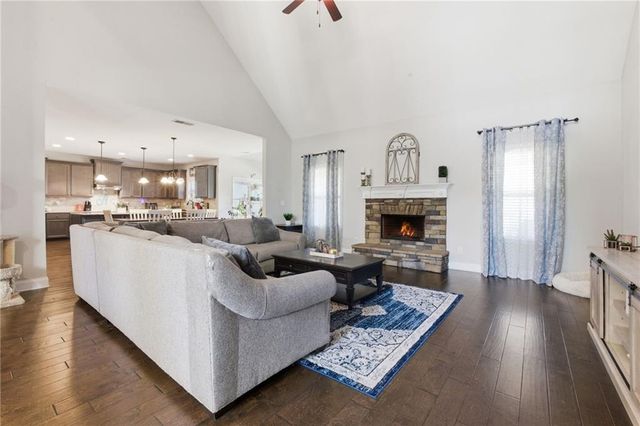 68 Mitchell Farm Drive, Sharpsburg, GA 30277