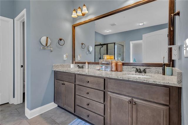 68 Mitchell Farm Drive, Sharpsburg, GA 30277