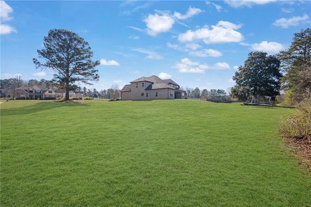 68 Mitchell Farm Drive, Sharpsburg, GA 30277