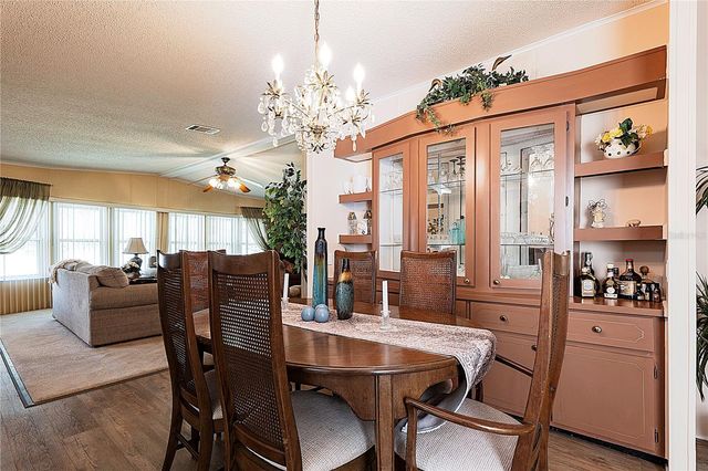 24927 PINE HILL, Leesburg, FL 34748