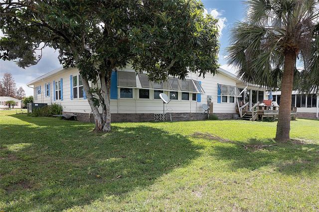 24927 PINE HILL, Leesburg, FL 34748