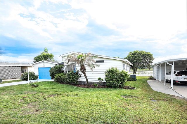 24927 PINE HILL, Leesburg, FL 34748