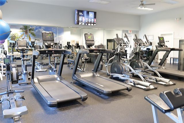 24927 PINE HILL, Leesburg, FL 34748