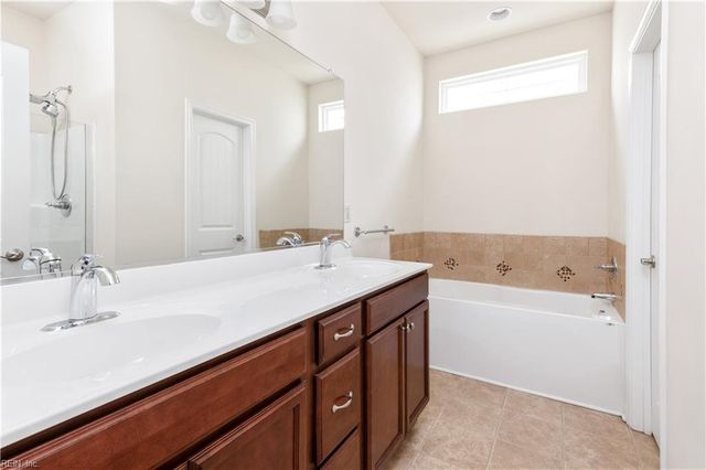 1621 Thomason TRL, Chesapeake, VA 23320