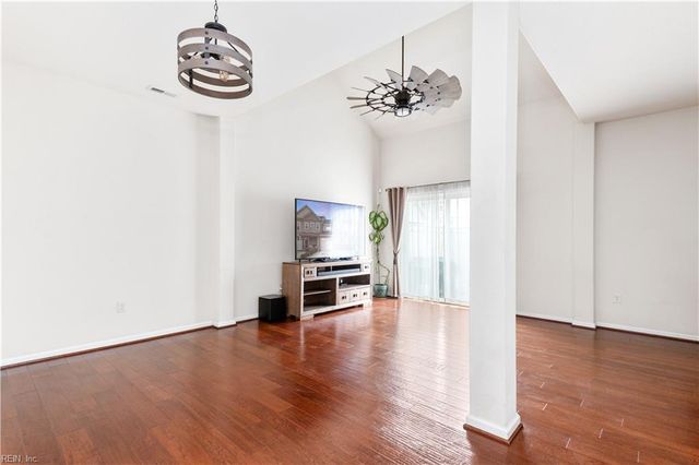 1621 Thomason TRL, Chesapeake, VA 23320