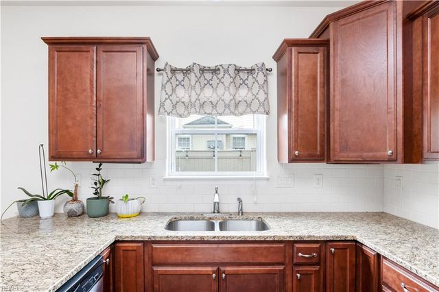 1621 Thomason TRL, Chesapeake, VA 23320