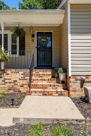 4502 Monaco Dr, Sandston, VA 23150