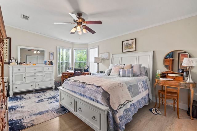 137 Wellspring Dr., Conway, SC 29526