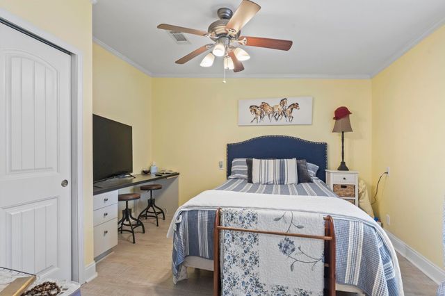 137 Wellspring Dr., Conway, SC 29526