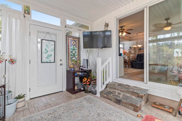 137 Wellspring Dr., Conway, SC 29526